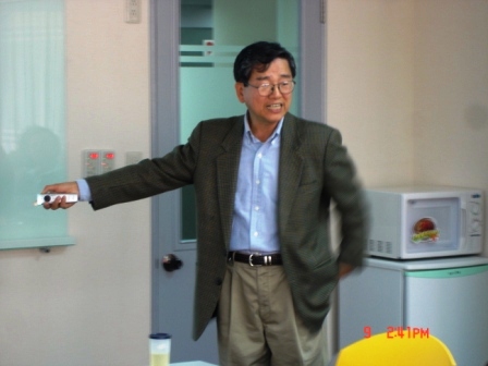 【週三論壇】在不連續時代，如何減少失業威脅
