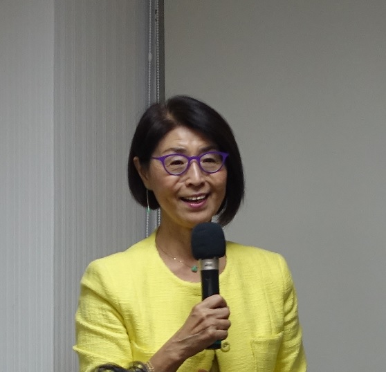 【1/6週三論壇-主編張燕風】從商標藝術談紡織故事