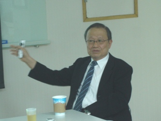 【週三論壇】從台灣倒數計時到第三勢力崛起
